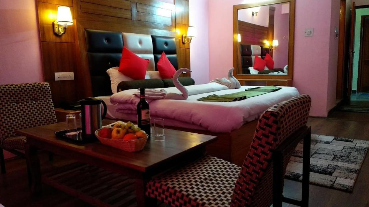 Dormico'S Hotel Snowbird Manali  Exterior photo