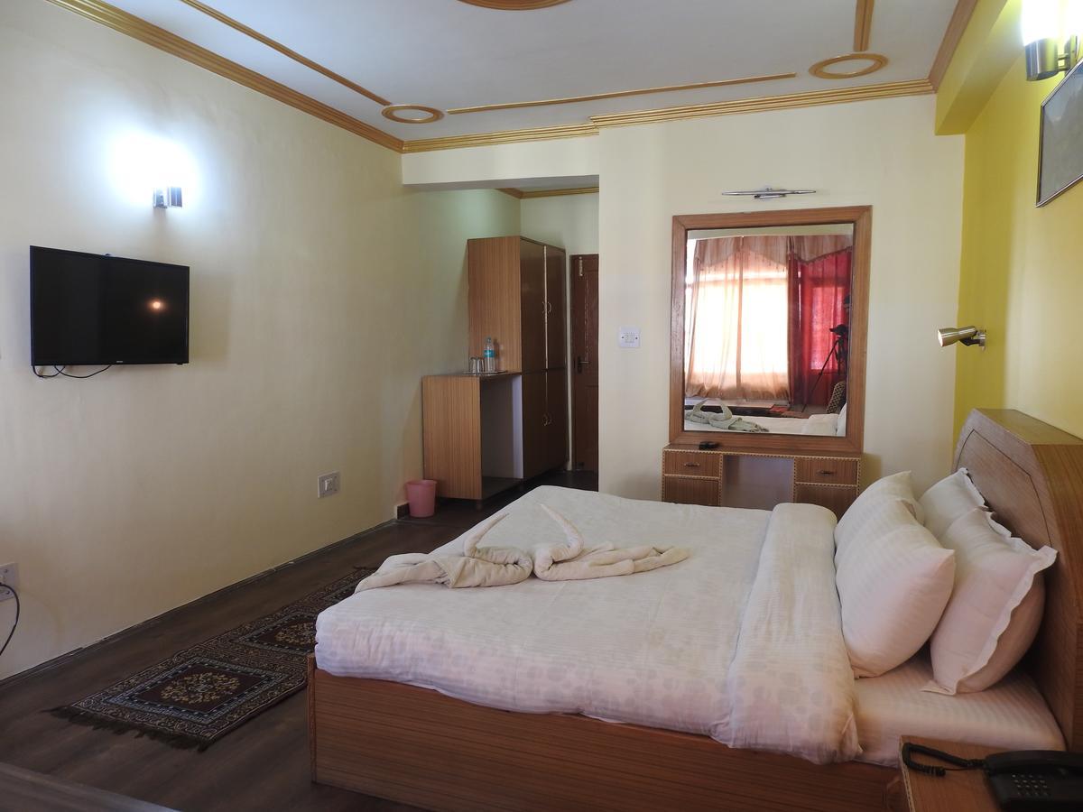 Dormico'S Hotel Snowbird Manali  Exterior photo